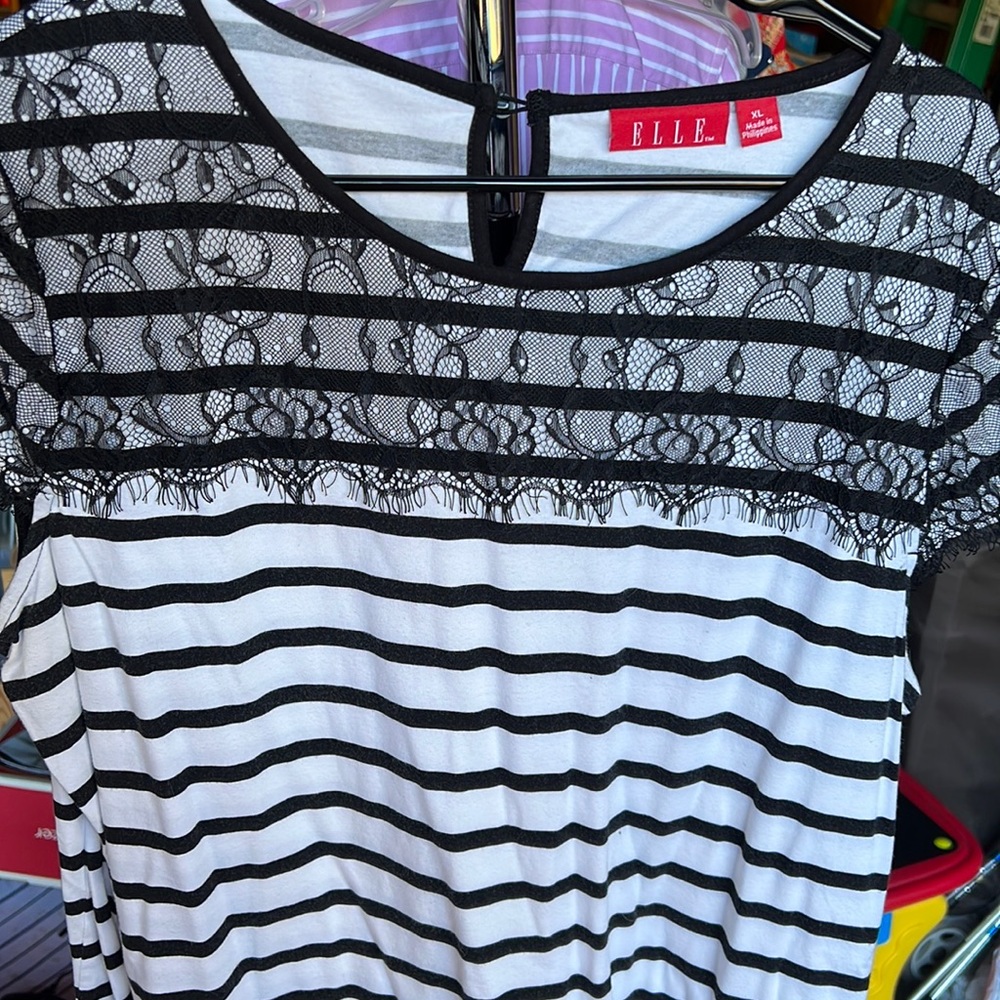 Elle cotton tee with lace top XL